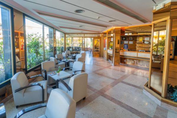 Hotel Marian Platja Roses